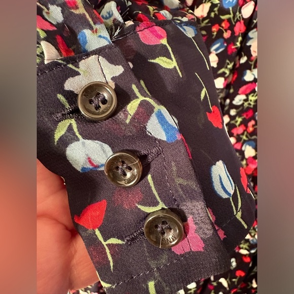 MANGO MNG Size 8 Black Long Sleeve Tulip Floral Split V Neck Button Front MAXI - Picture 9 of 13